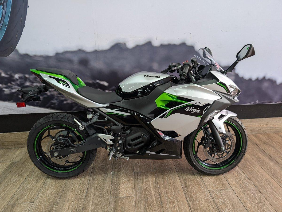 2025 KAWASAKI NINJA e-1 SPORTS