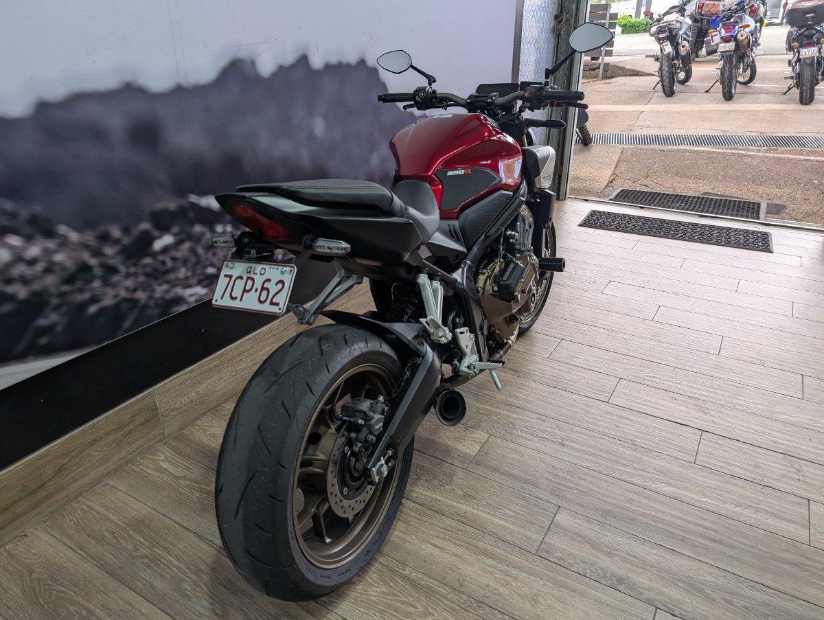 2024 HONDA CB650R SPORTS