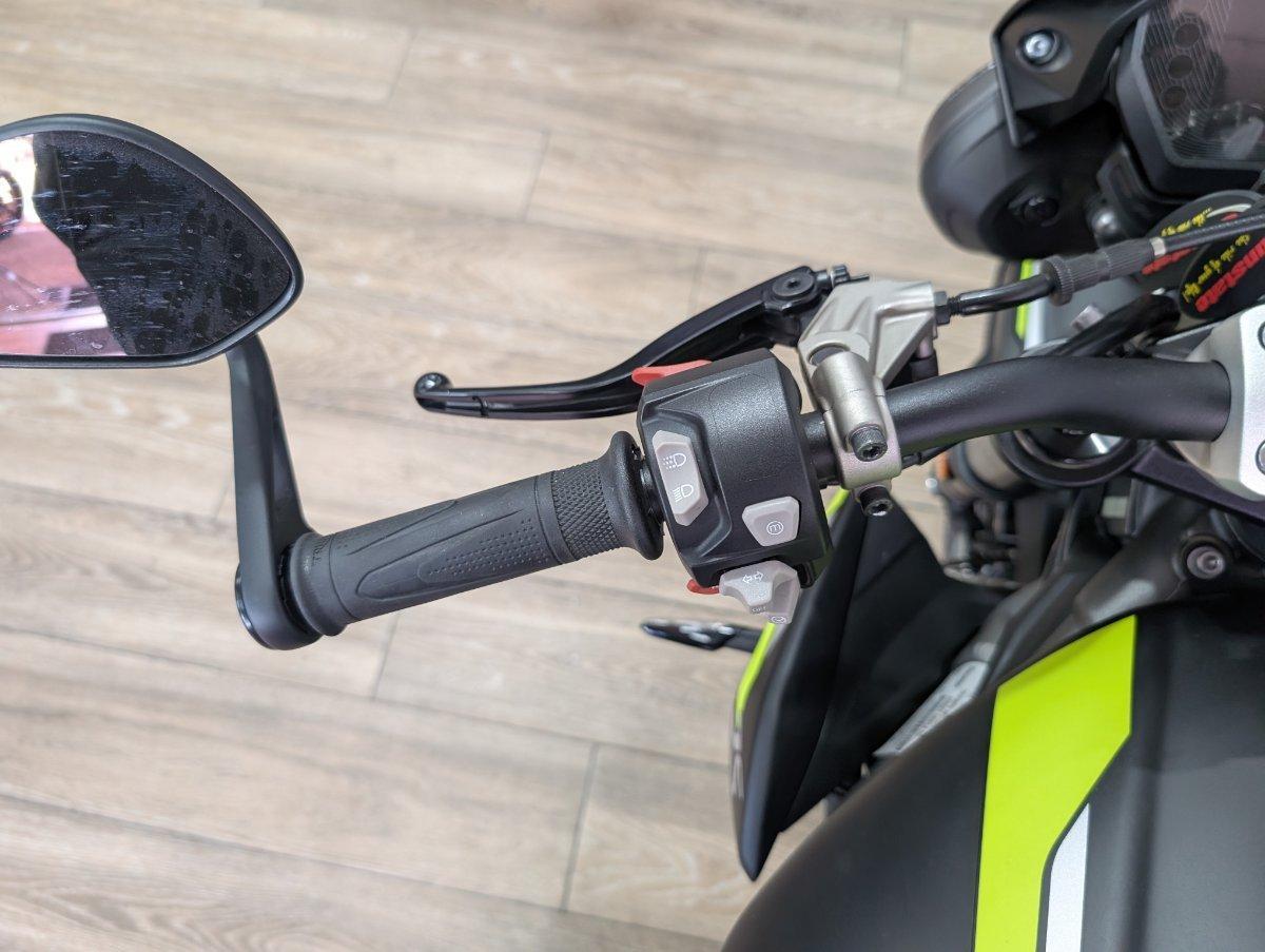2022 TRIUMPH STREET TRIPLE RS ROAD