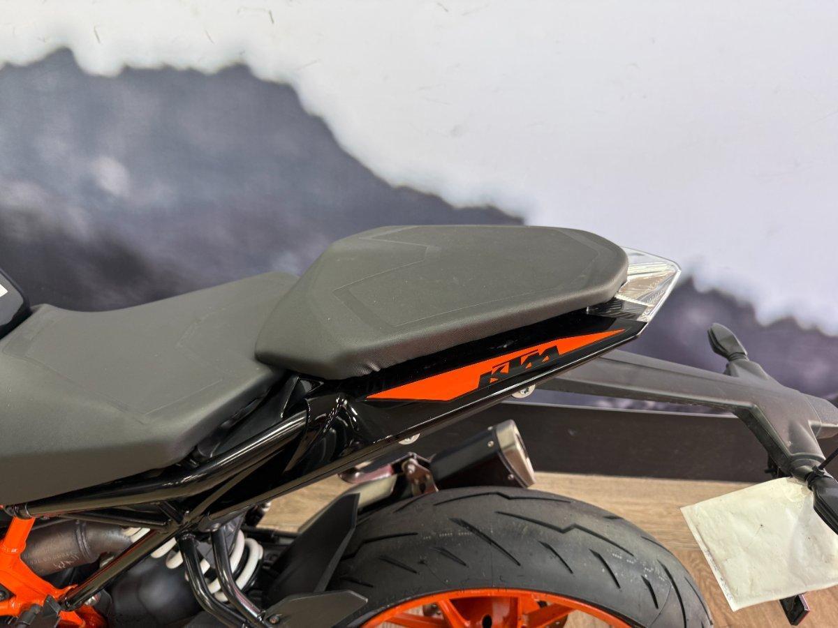 2021 KTM 390 DUKE ROAD