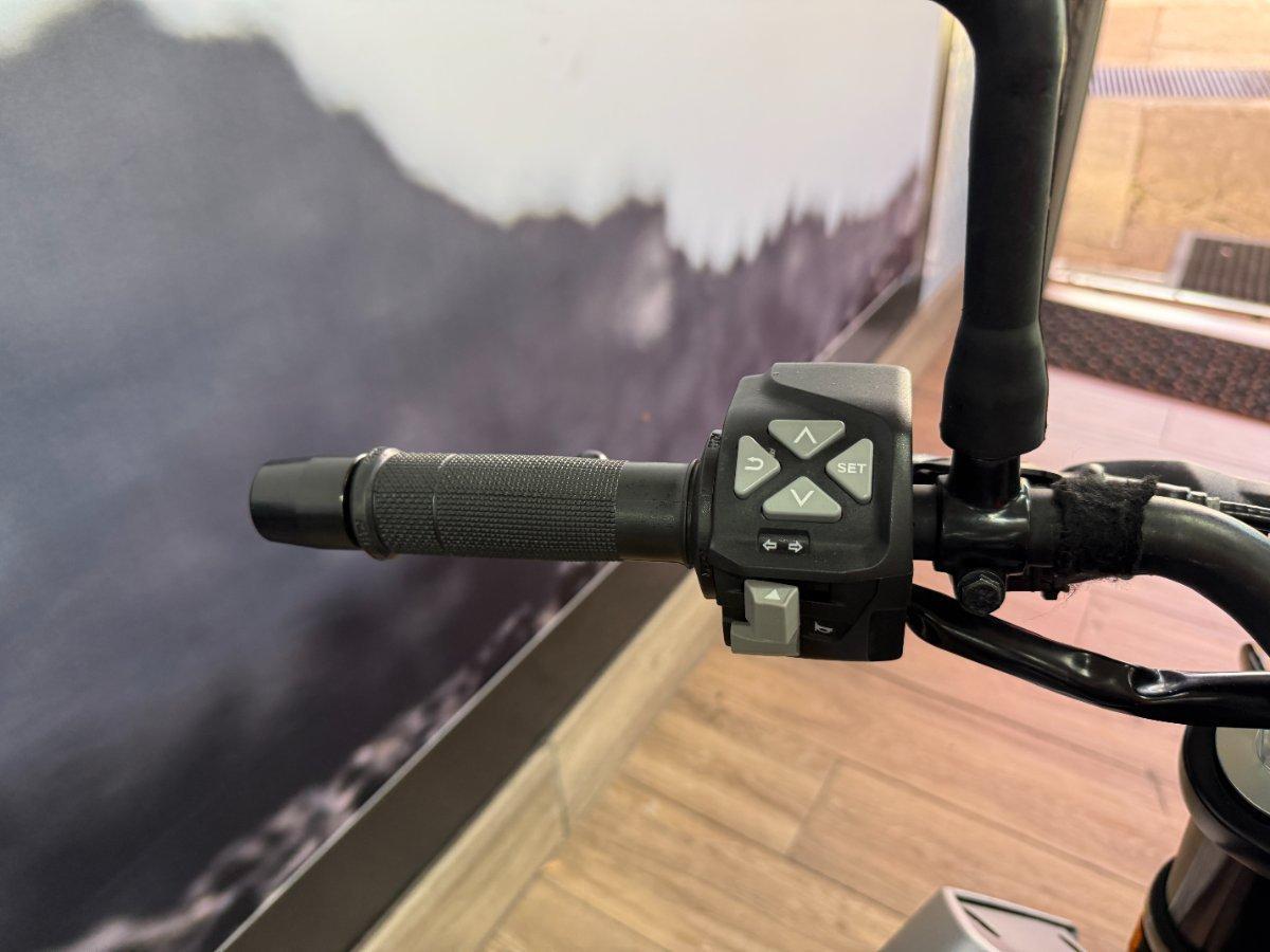 2021 KTM 390 DUKE ROAD