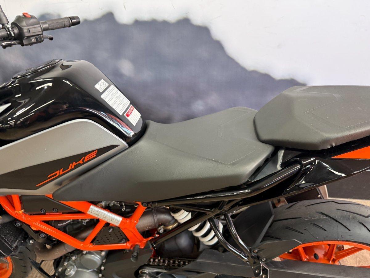 2021 KTM 390 DUKE ROAD