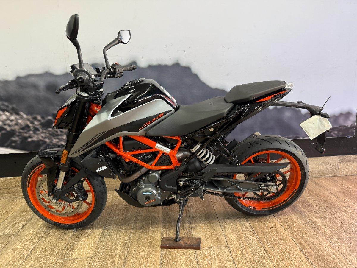 2021 KTM 390 DUKE ROAD