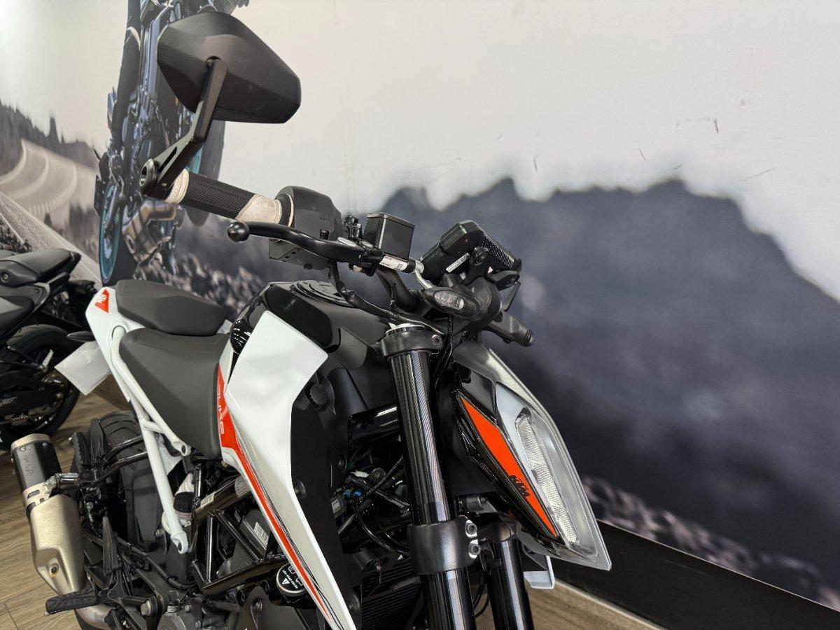 2022 KTM 390 DUKE ROAD