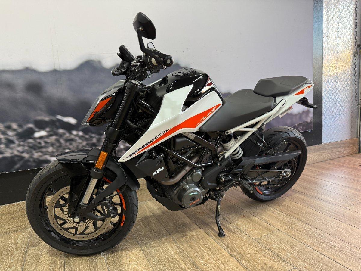 2022 KTM 390 DUKE ROAD