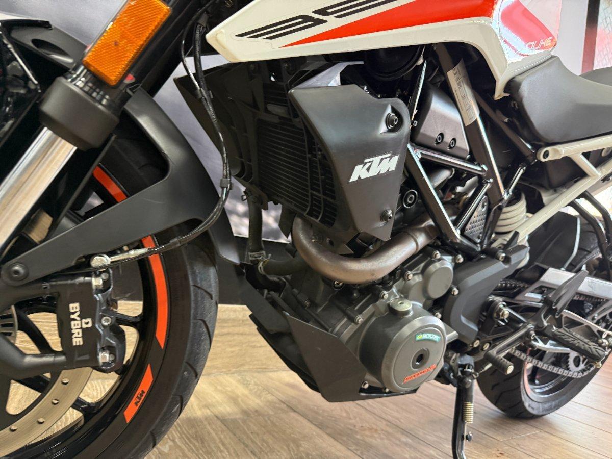 2022 KTM 390 DUKE ROAD