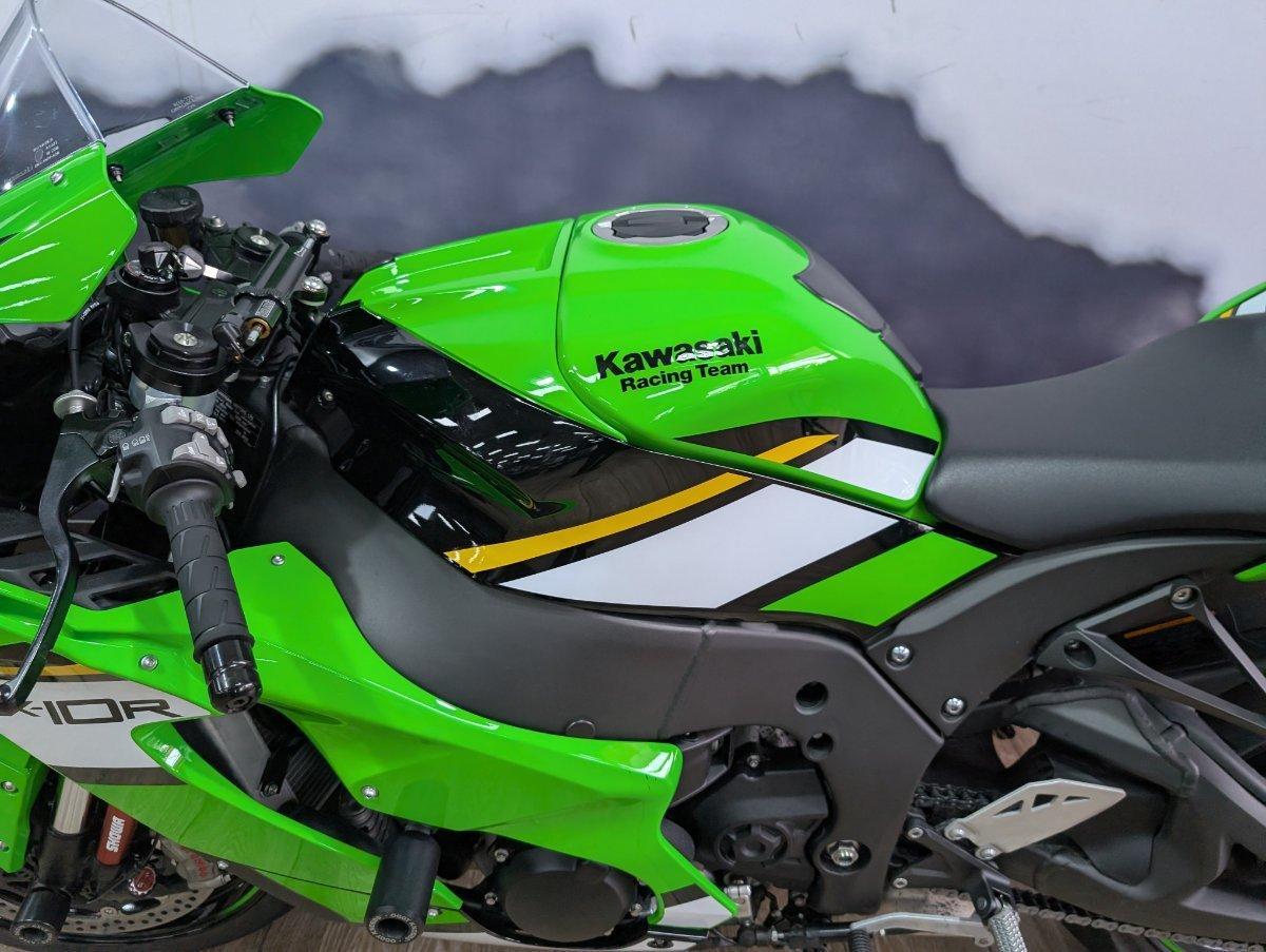 2025 KAWASAKI NINJA ZX-10R SPORTS