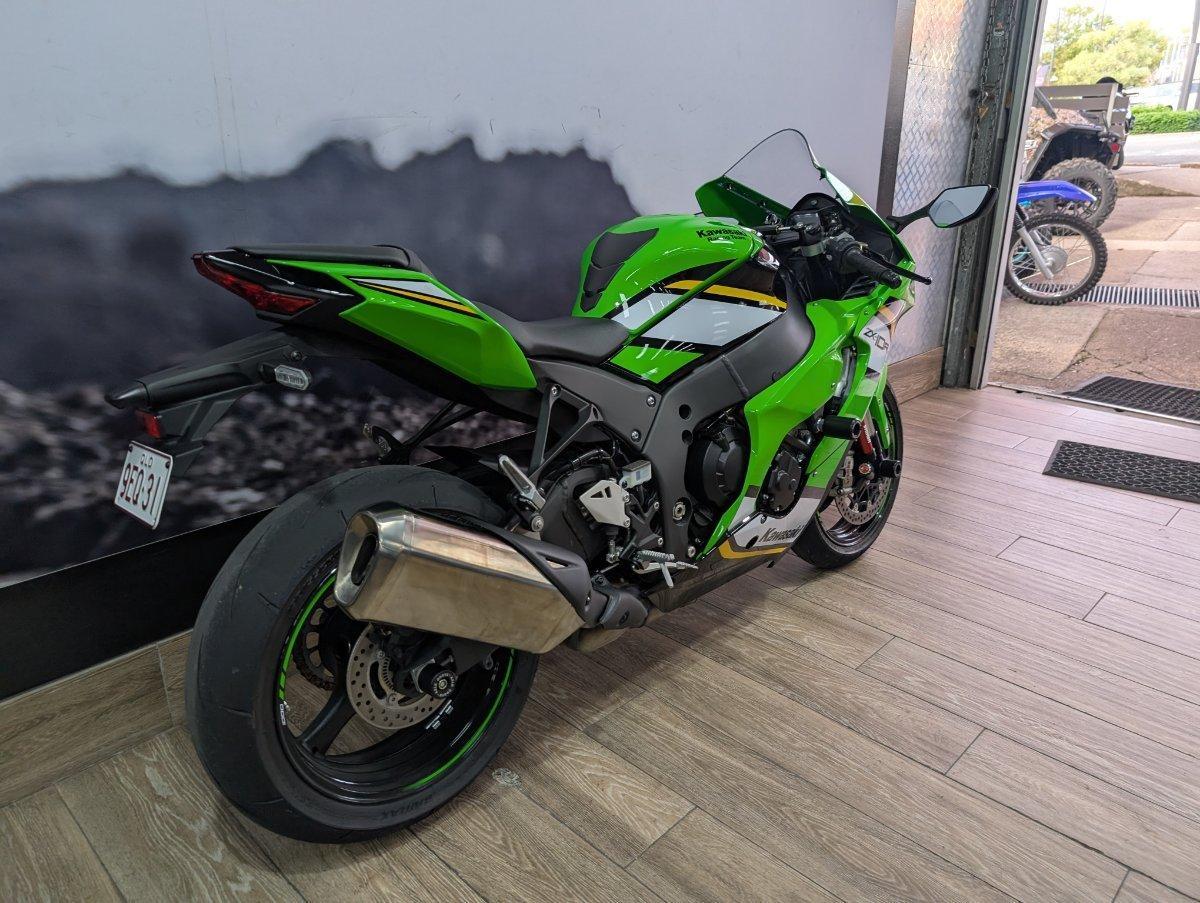 2025 KAWASAKI NINJA ZX-10R SPORTS