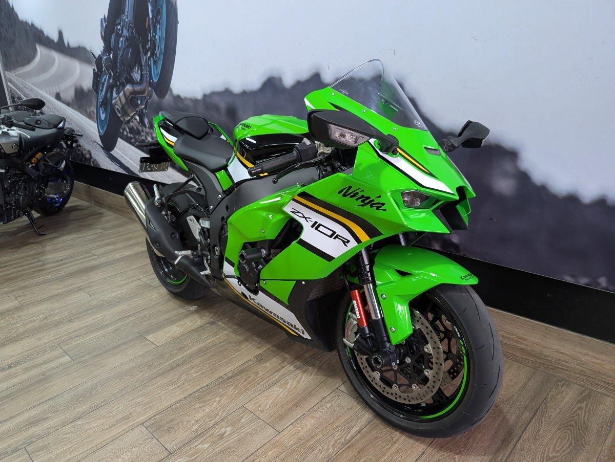 2025 KAWASAKI NINJA ZX-10R SPORTS