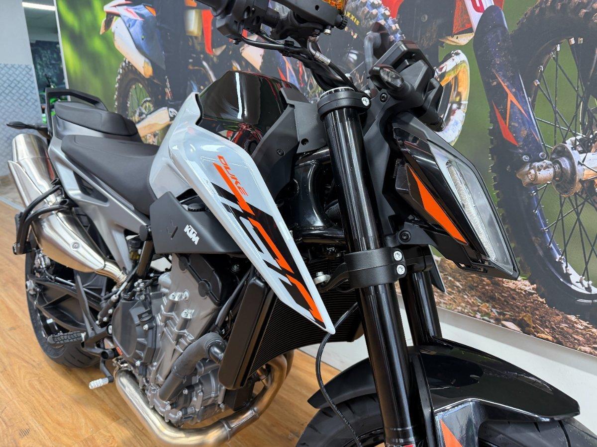 2024 KTM 790 DUKE ROAD
