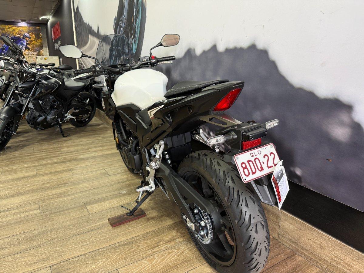 2024 HONDA CB500 HORNET ROAD