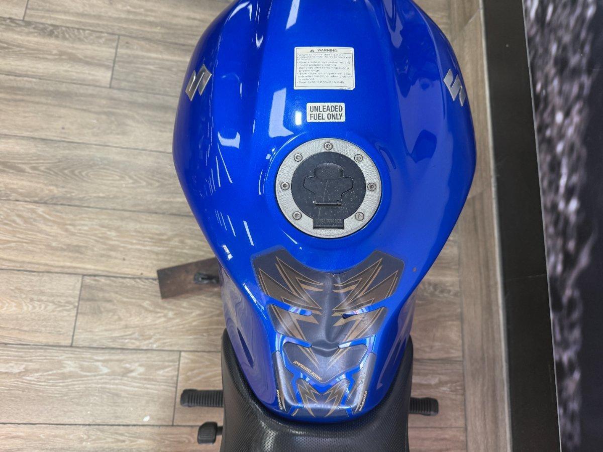 2009 SUZUKI GS500 ROAD