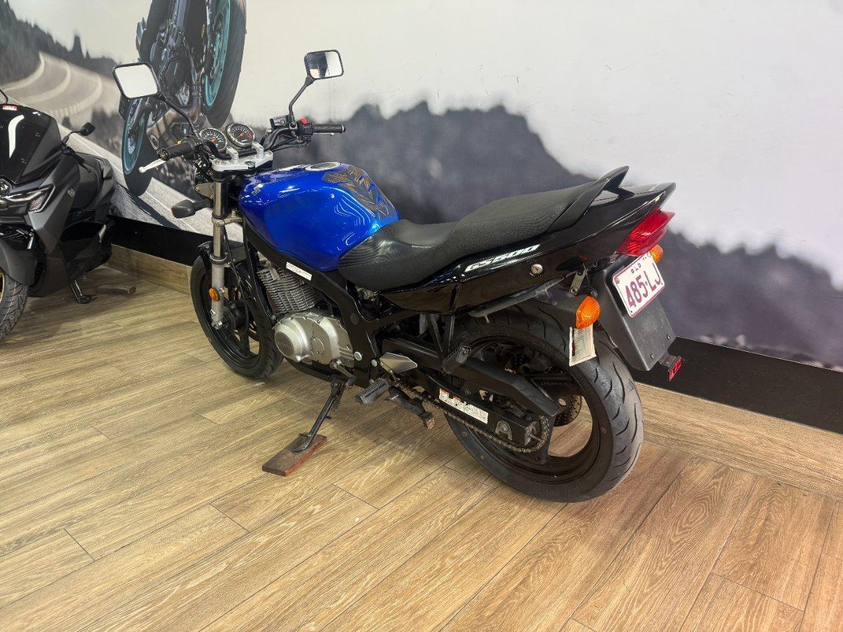 2009 SUZUKI GS500 ROAD