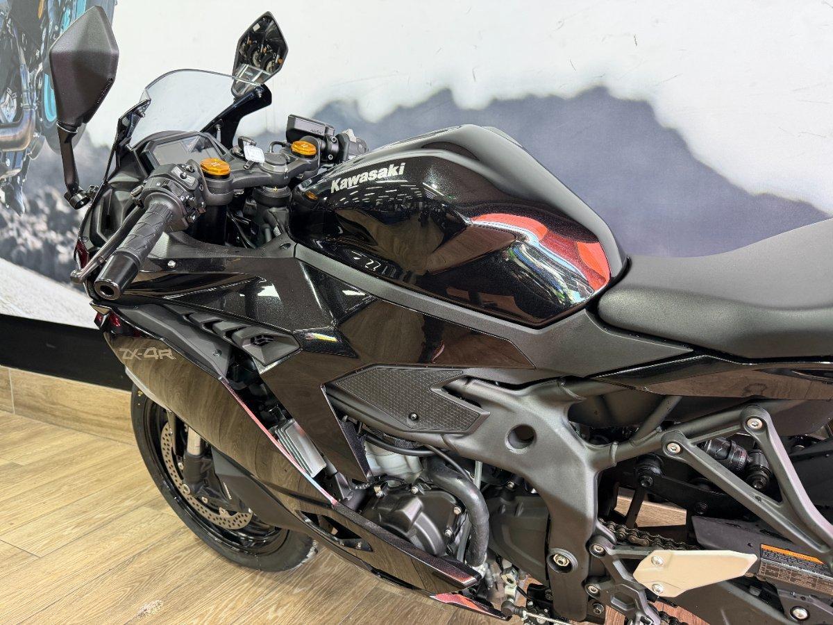 2025 KAWASAKI NINJA 400 ZX-4R SPORTS