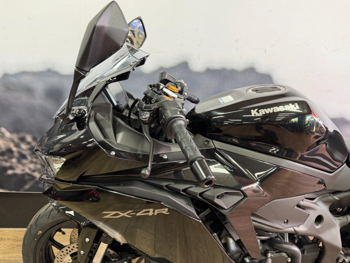 2025 KAWASAKI NINJA 400 ZX-4R SPORTS