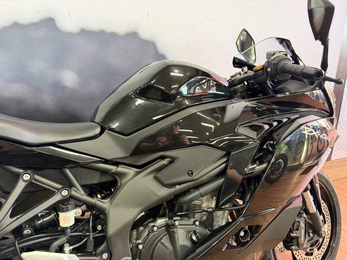 2025 KAWASAKI NINJA 400 ZX-4R SPORTS