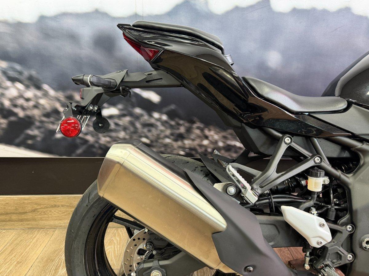 2025 KAWASAKI NINJA 400 ZX-4R SPORTS