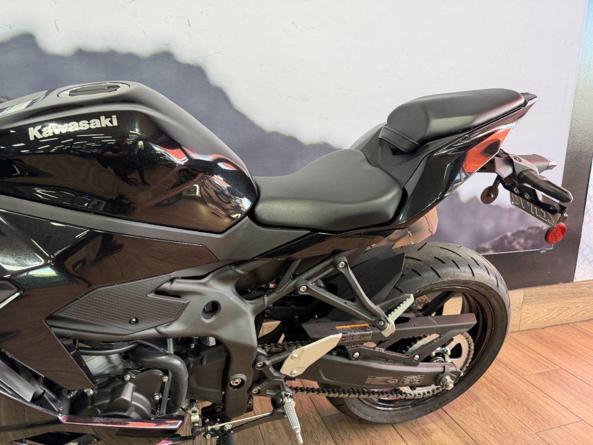 2025 KAWASAKI NINJA 400 ZX-4R SPORTS