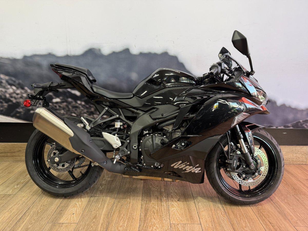 2025 KAWASAKI NINJA 400 ZX-4R SPORTS