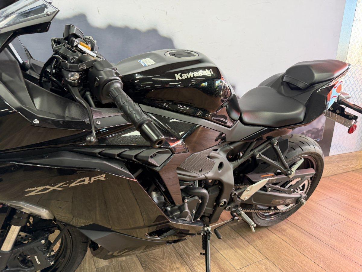 2025 KAWASAKI NINJA 400 ZX-4R SPORTS