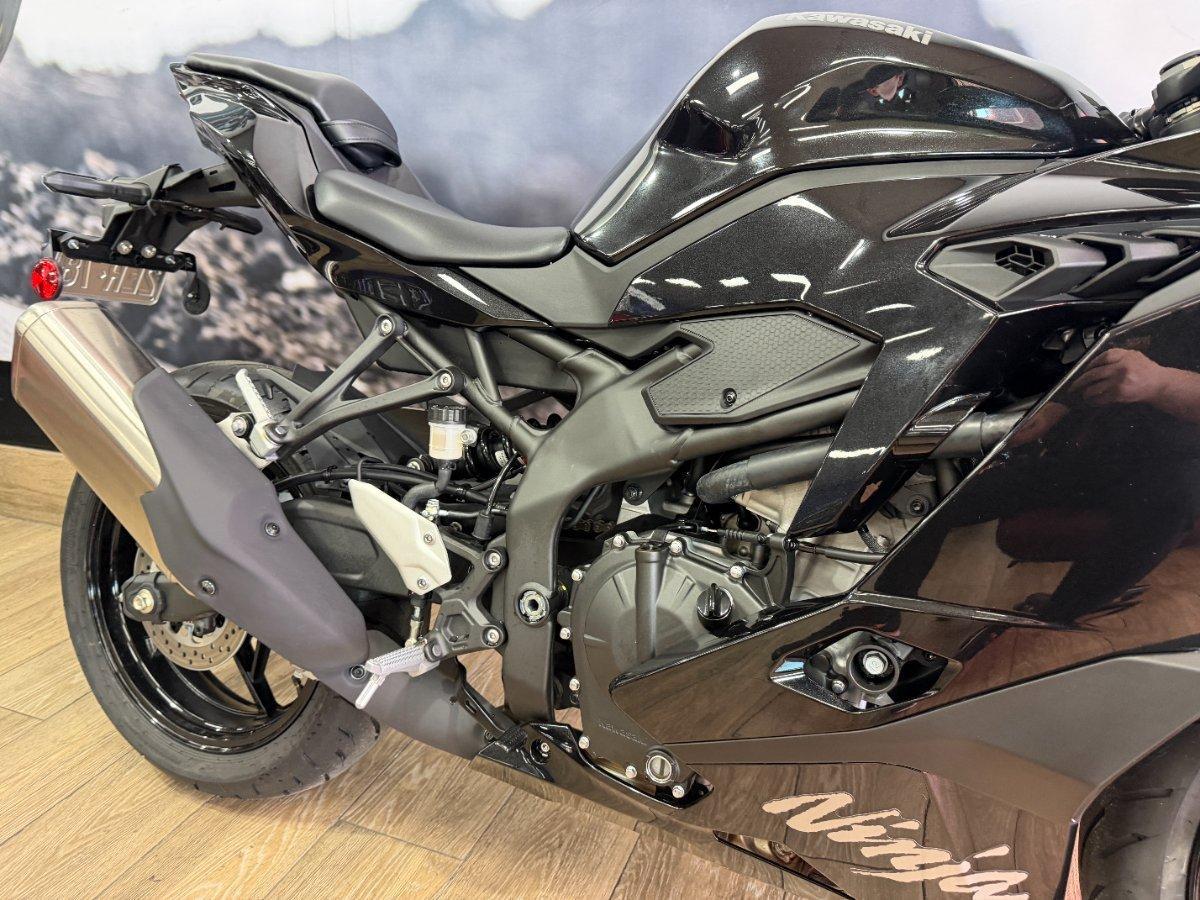 2025 KAWASAKI NINJA 400 ZX-4R SPORTS