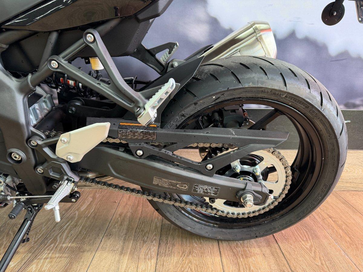 2025 KAWASAKI NINJA 400 ZX-4R SPORTS