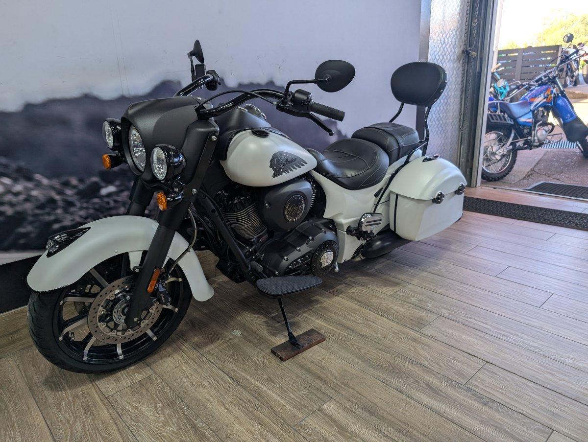 2019 INDIAN SPRINGFIELD DARK HORSE WHITE CRUISER