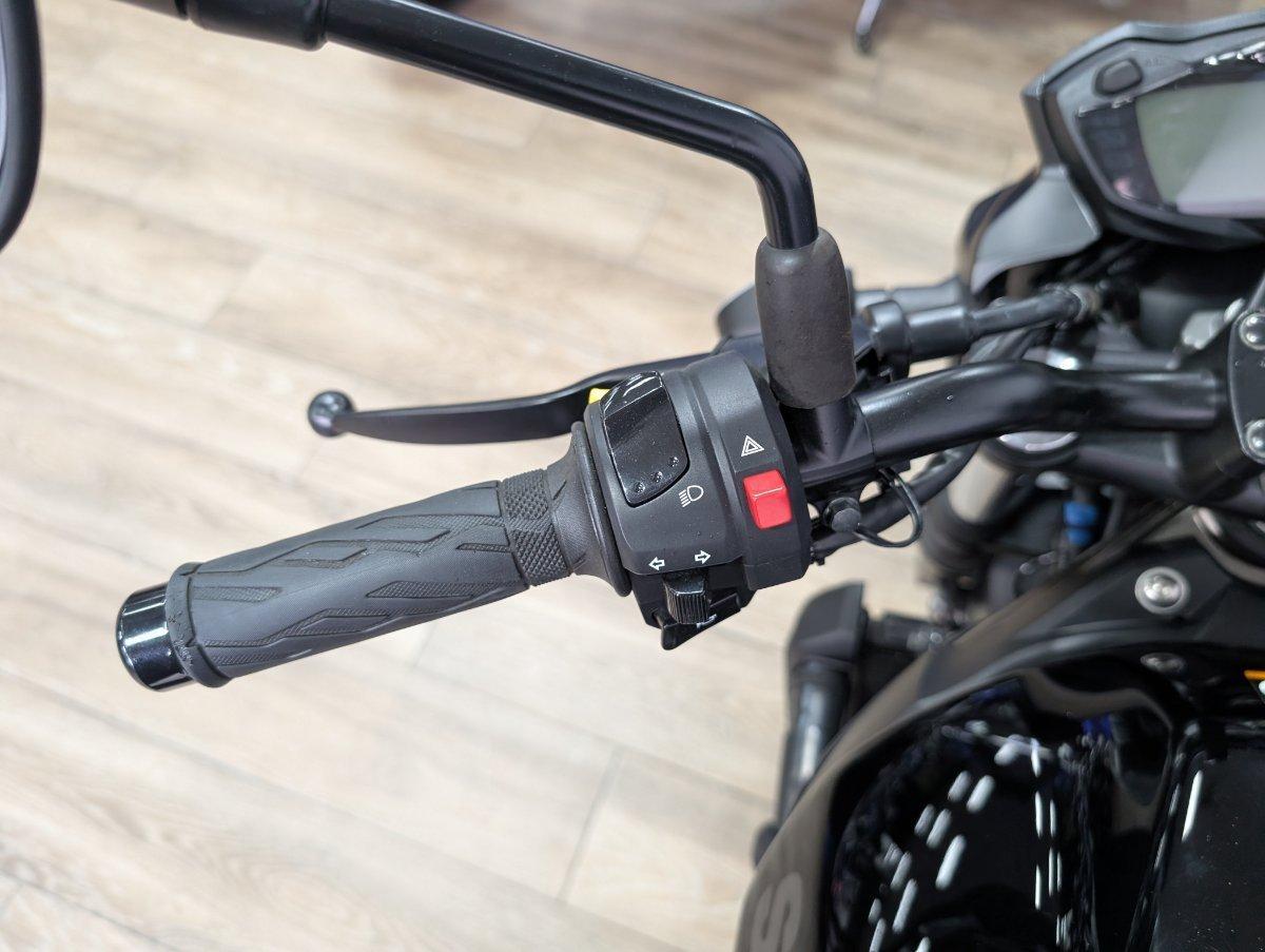 2023 SUZUKI SV650 LAMS ROAD
