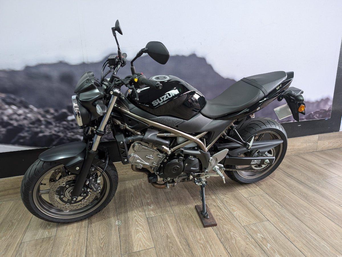 2023 SUZUKI SV650 LAMS ROAD