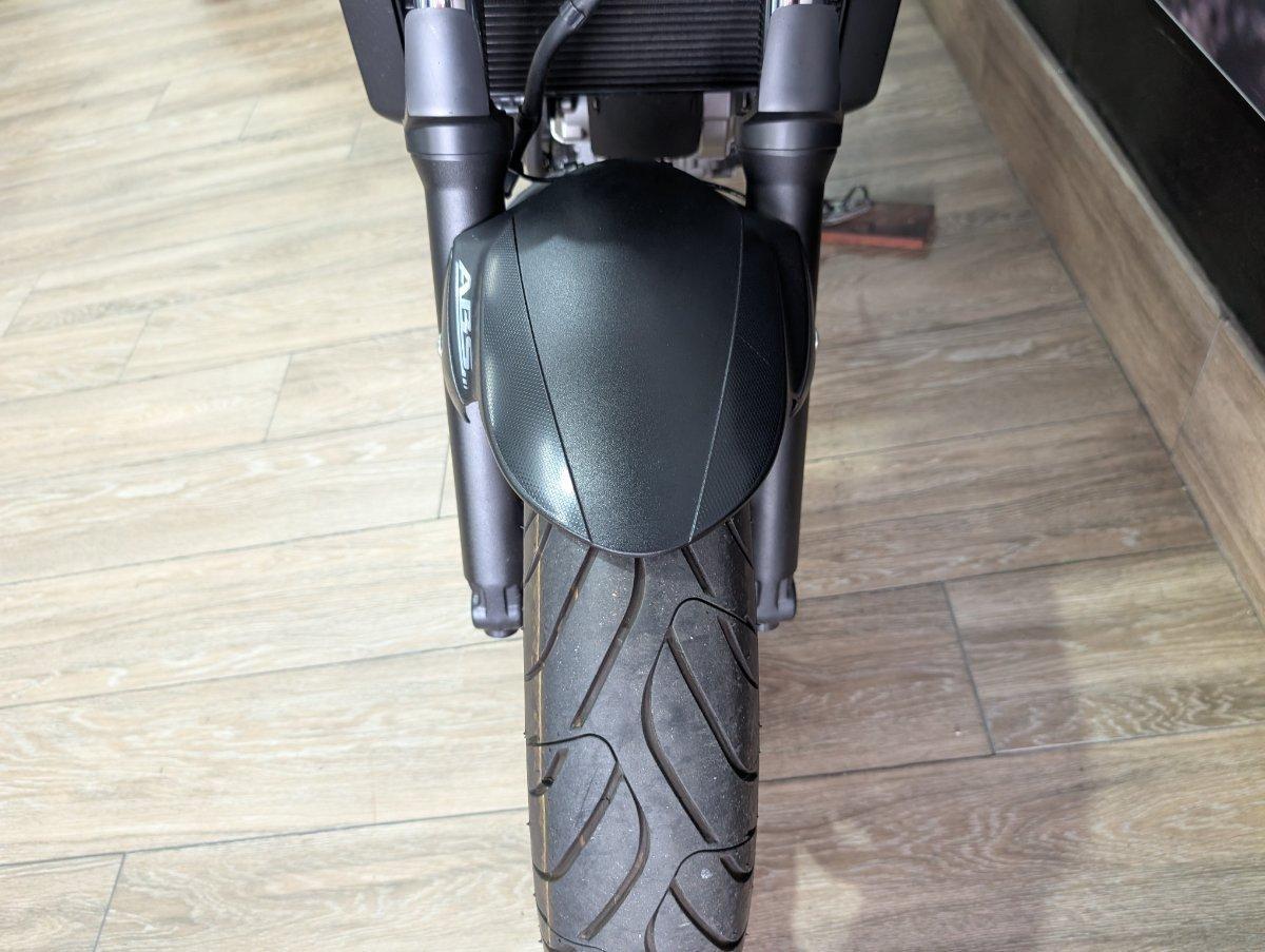 2023 SUZUKI SV650 LAMS ROAD