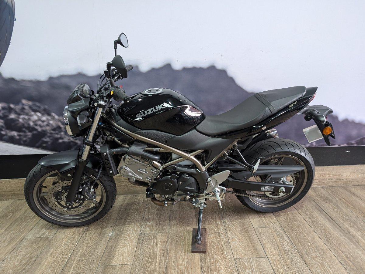 2023 SUZUKI SV650 LAMS ROAD