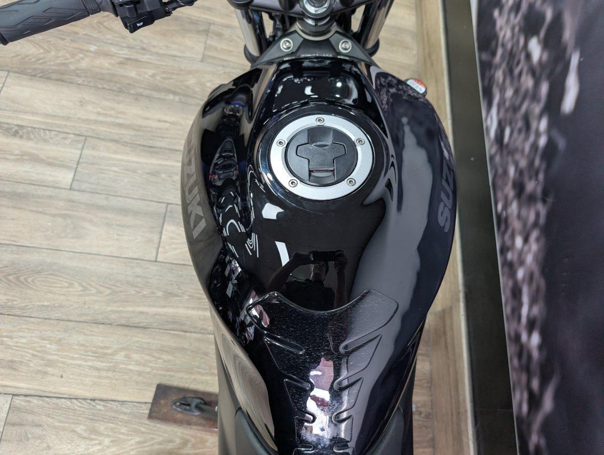 2023 SUZUKI SV650 LAMS ROAD