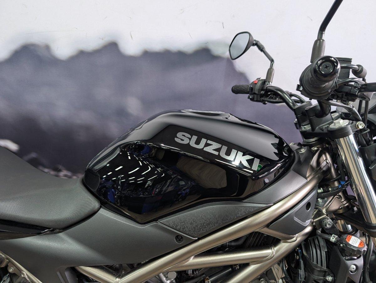 2023 SUZUKI SV650 LAMS ROAD