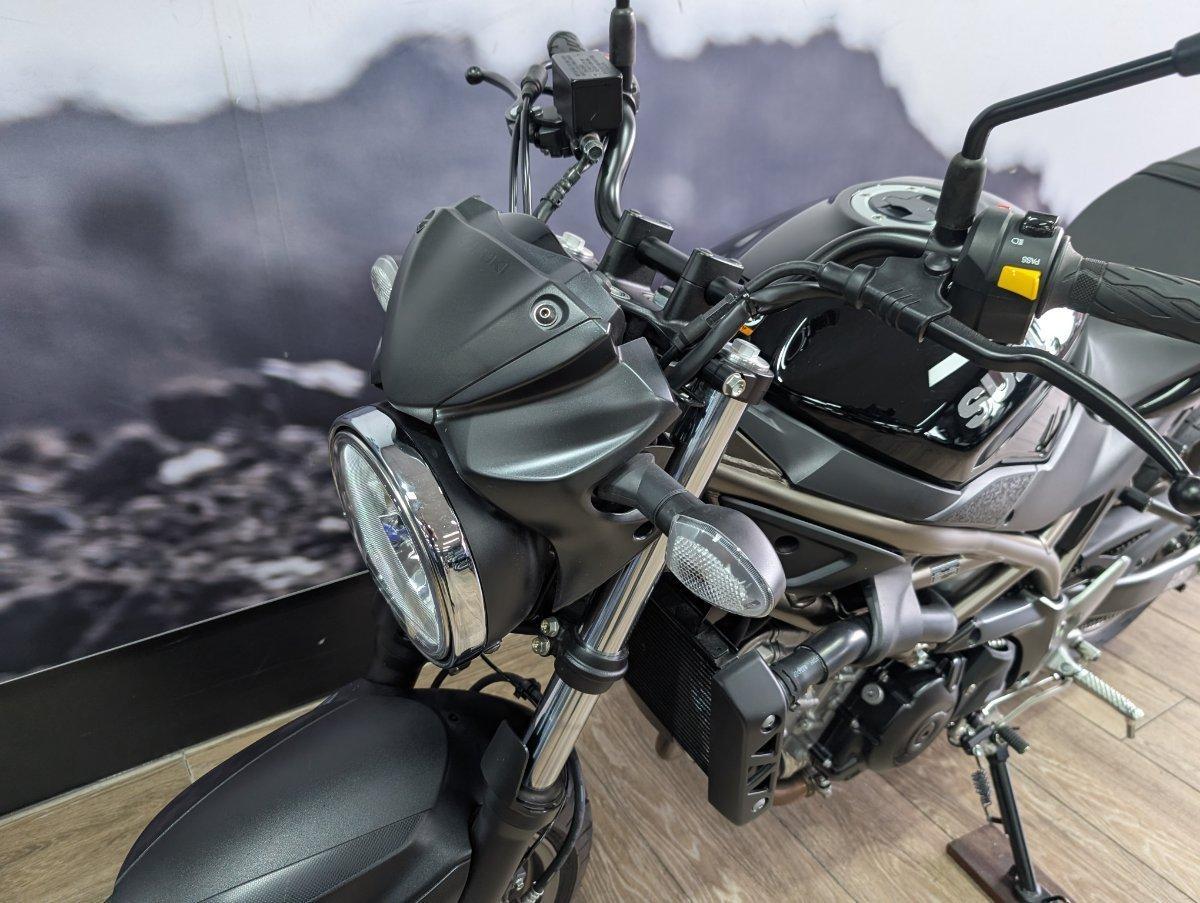 2023 SUZUKI SV650 LAMS ROAD