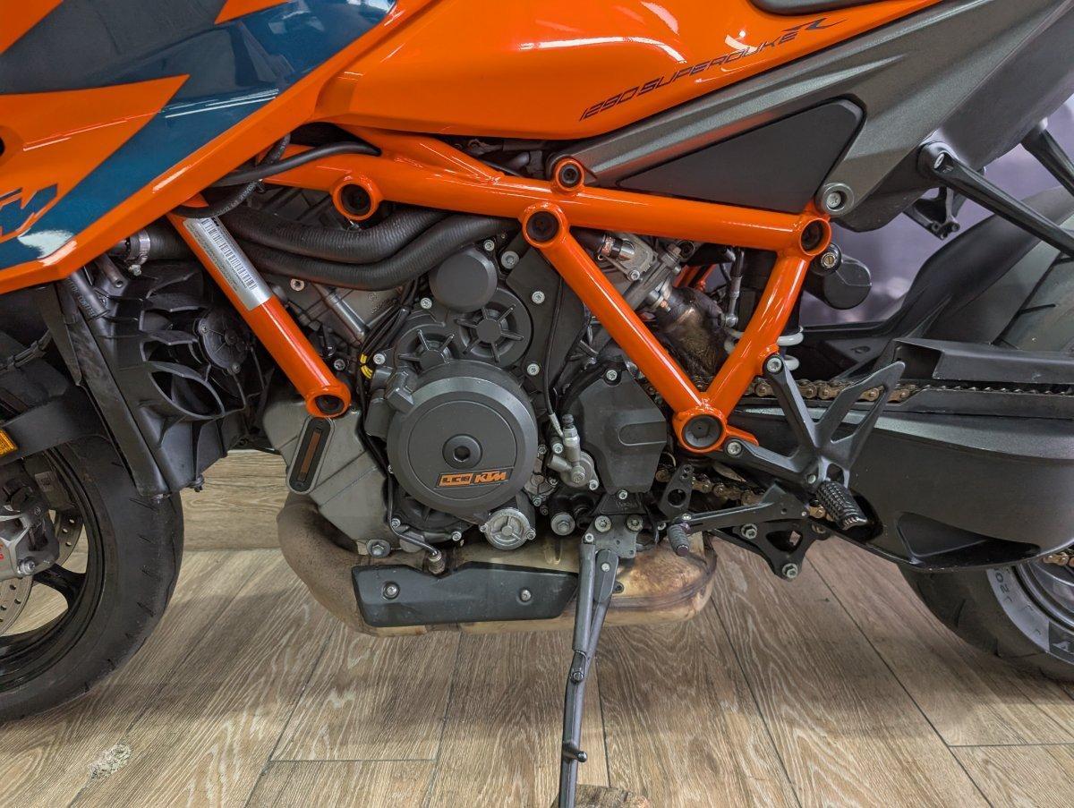 2021 KTM 1290 SUPER DUKE R SPORTS