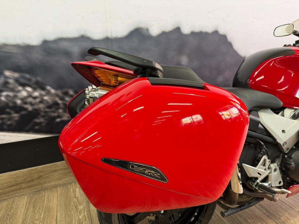 2002 HONDA VFR800F (VFR800Fi) SPORTS