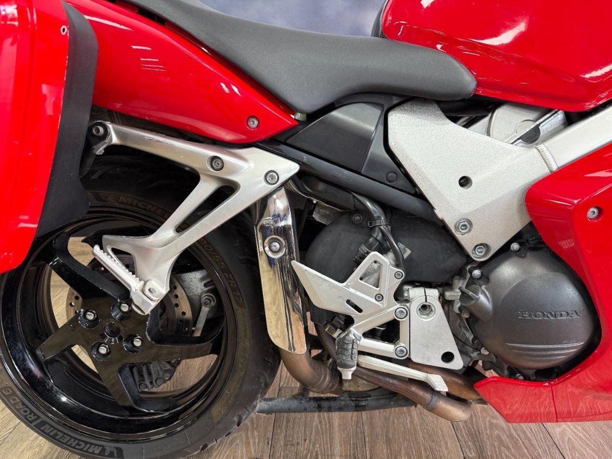 2002 HONDA VFR800F (VFR800Fi) SPORTS