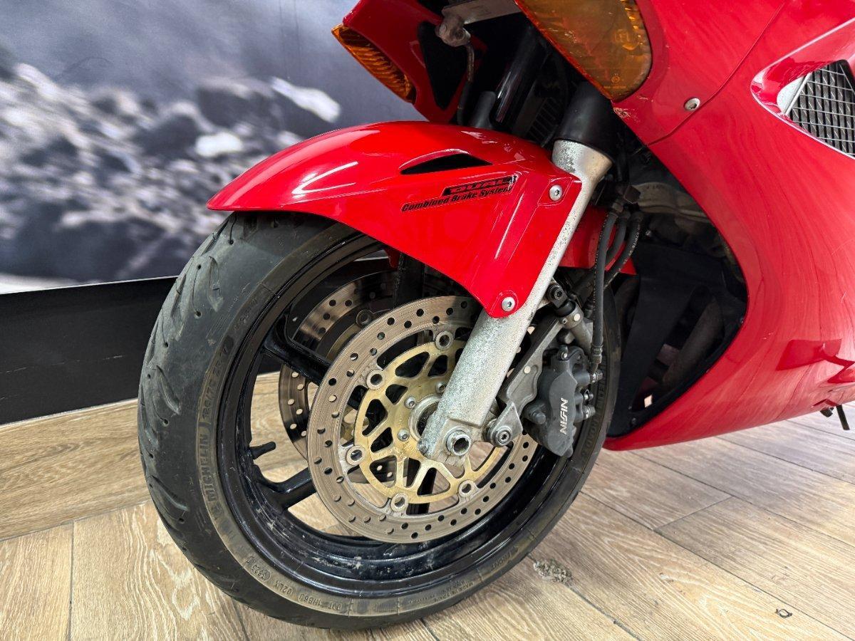 2002 HONDA VFR800F (VFR800Fi) SPORTS