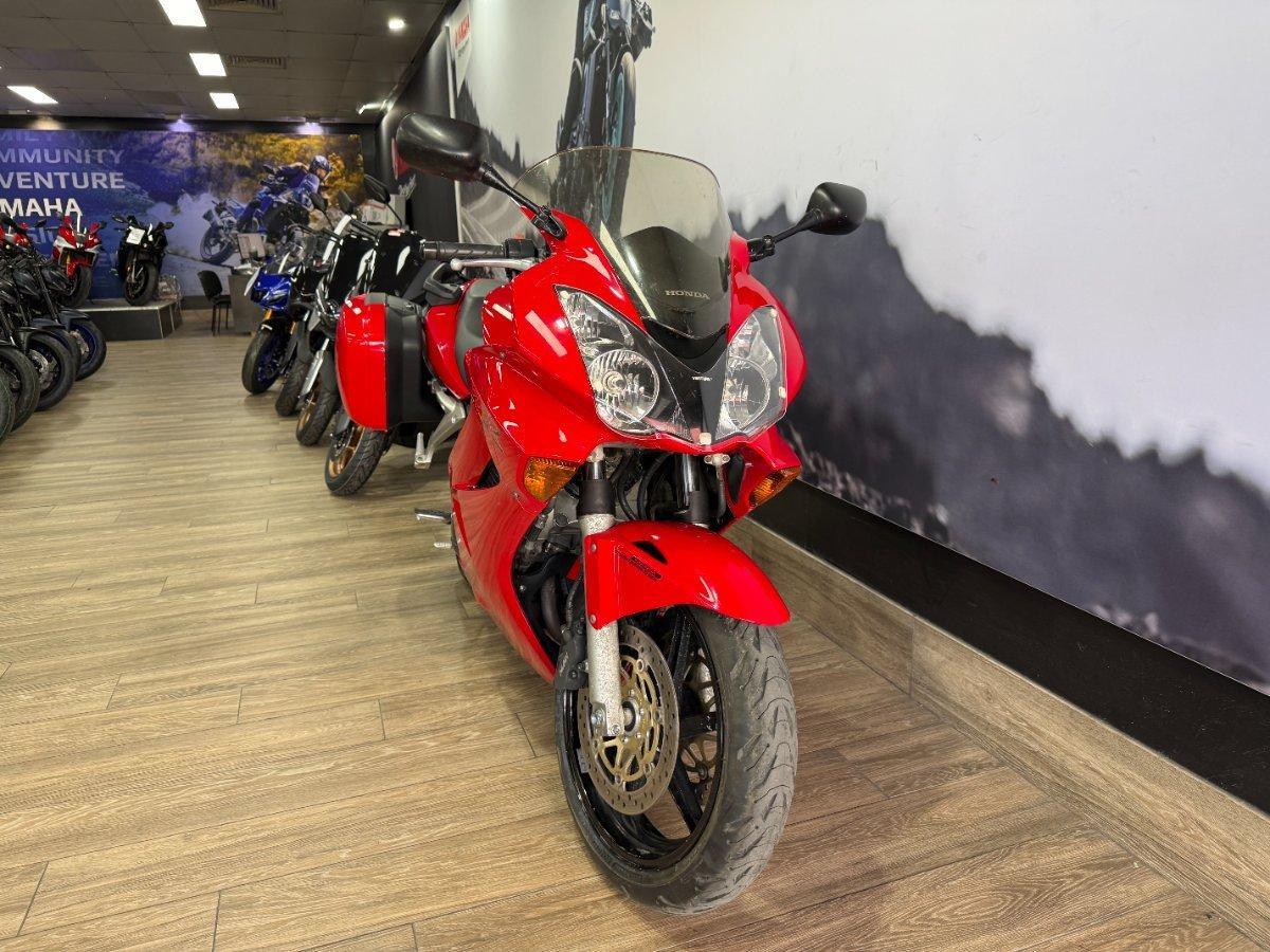 2002 HONDA VFR800F (VFR800Fi) SPORTS