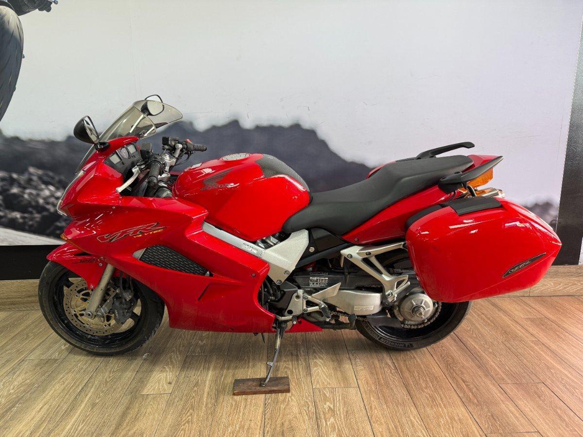 2002 HONDA VFR800F (VFR800Fi) SPORTS