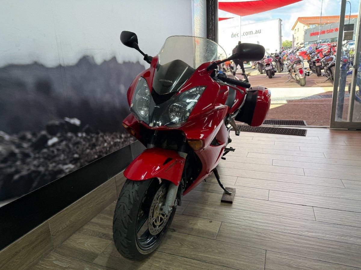 2002 HONDA VFR800F (VFR800Fi) SPORTS