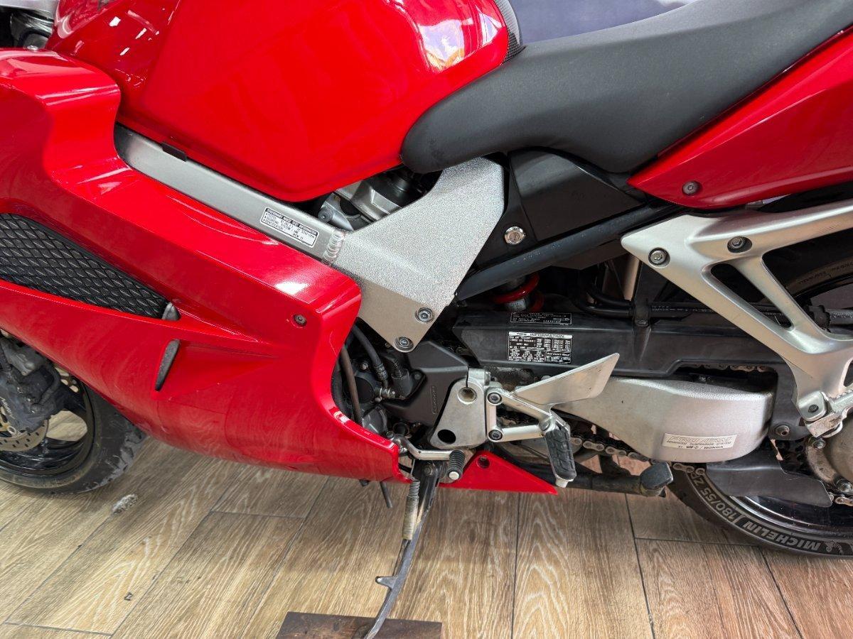 2002 HONDA VFR800F (VFR800Fi) SPORTS