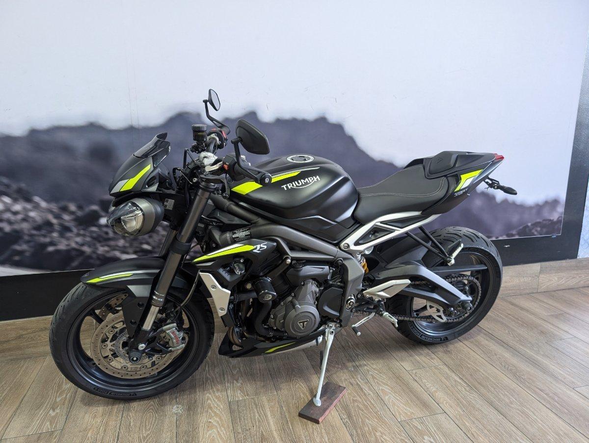 2022 TRIUMPH STREET TRIPLE RS ROAD