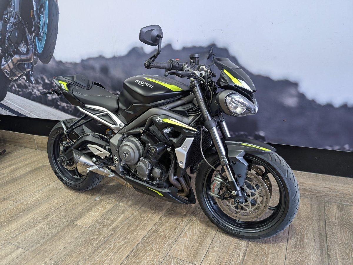 2022 TRIUMPH STREET TRIPLE RS ROAD