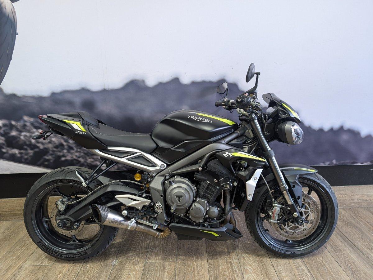 2022 TRIUMPH STREET TRIPLE RS ROAD
