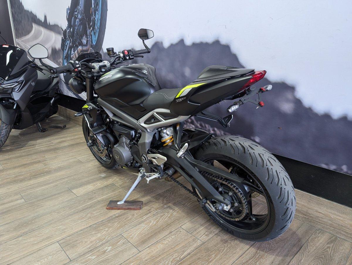 2022 TRIUMPH STREET TRIPLE RS ROAD