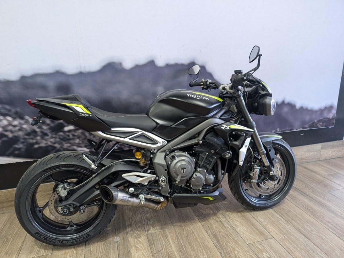 2022 TRIUMPH STREET TRIPLE RS ROAD
