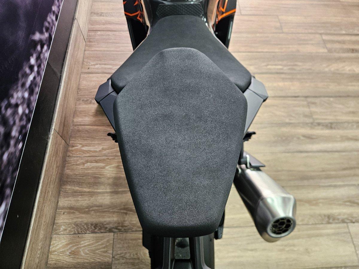 2026 KTM 990 RC R SPORTS