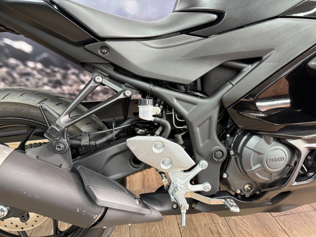 2025 YAMAHA YZF-R3 (YZF-R3A) SPORTS