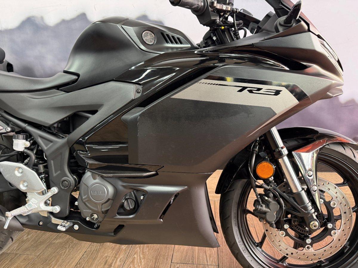 2025 YAMAHA YZF-R3 (YZF-R3A) SPORTS